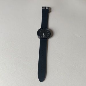 Uniform Wares 100 series wristwatch